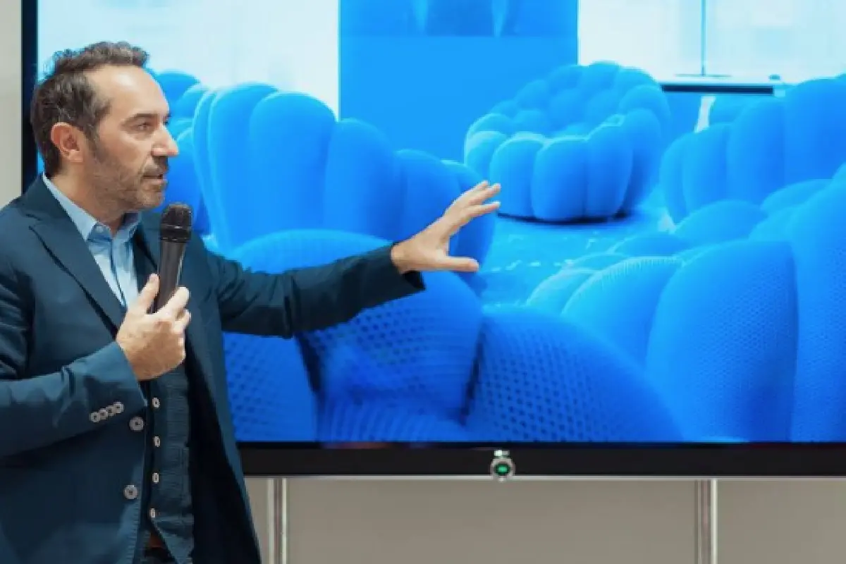 SACHA LAKIC – ROCHE BOBOIS KYIV