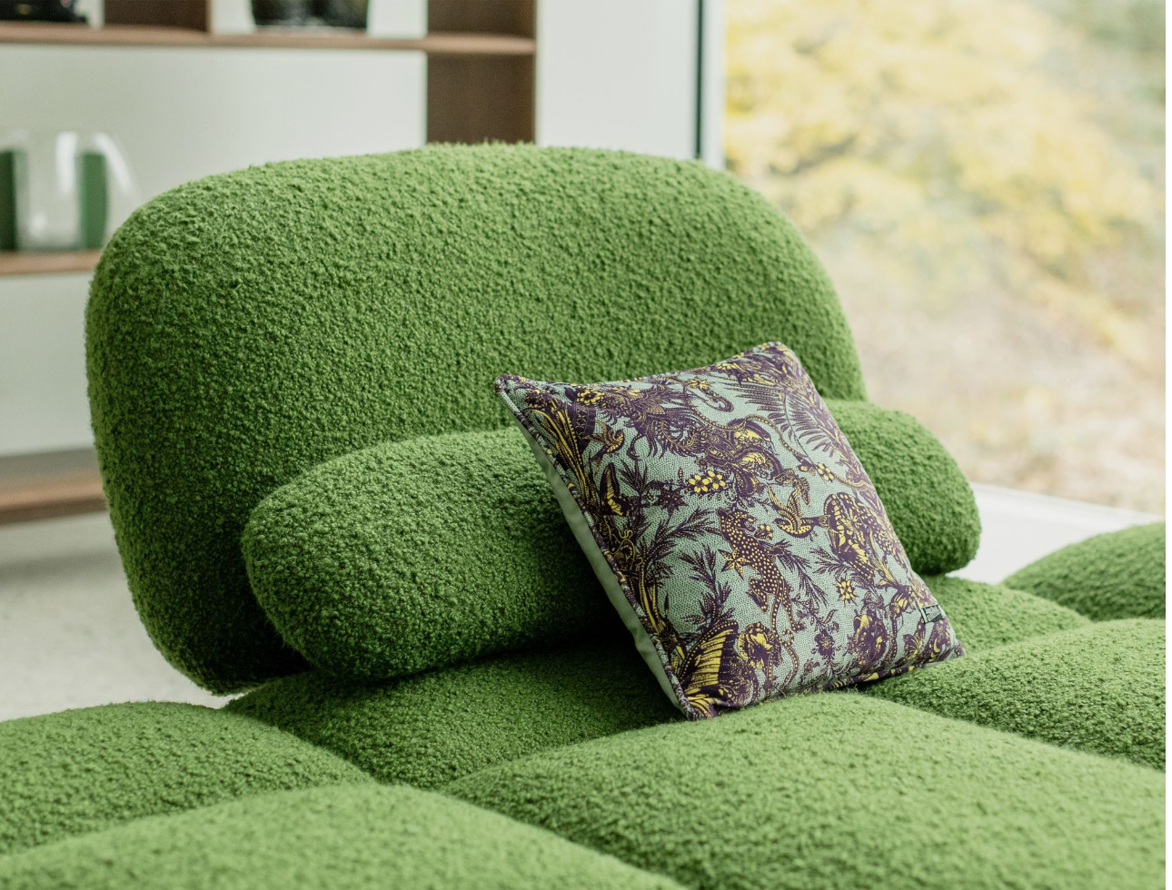 script sofa zoom
